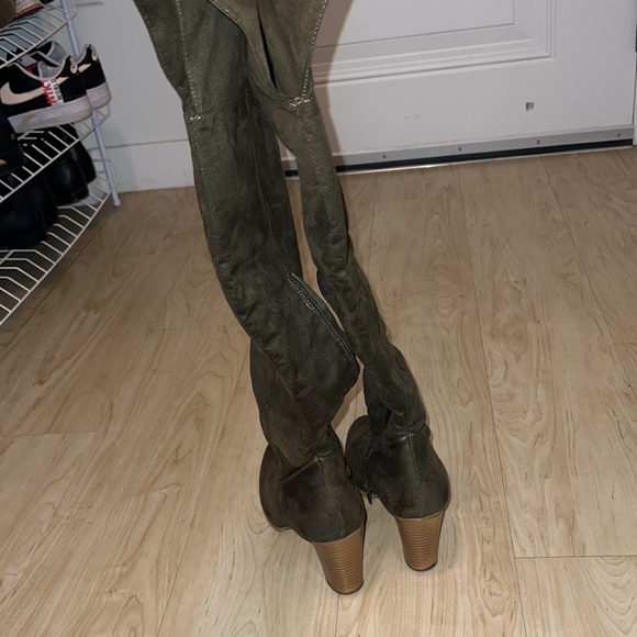 Olive green side knee high boots - Picture 2 of 5